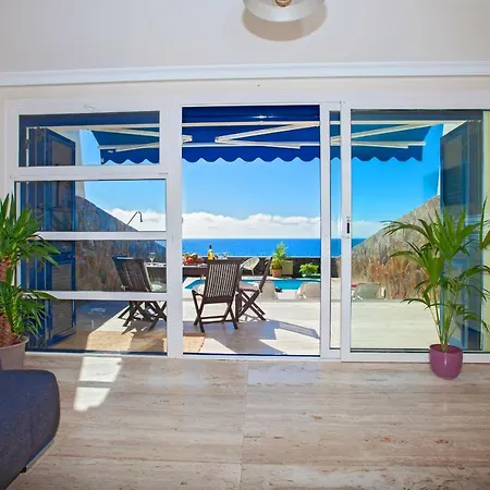 Tjena Holiday home Puerto Calero